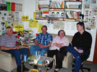 Engelbert Wirtz, Helmut Offermann, Gertrud Kannen und Heribert W. Ke�ler  (v.l.n.r) im Gespr�ch mit Otto Ganser (Foto) im Vorgebirgsmagazin aus dem Studio Merten