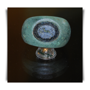 Ring mit Glasgemme, Bronze, 2 Jh n.Chr.