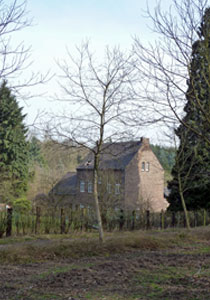 Station 4: Urkundenrolle Schule